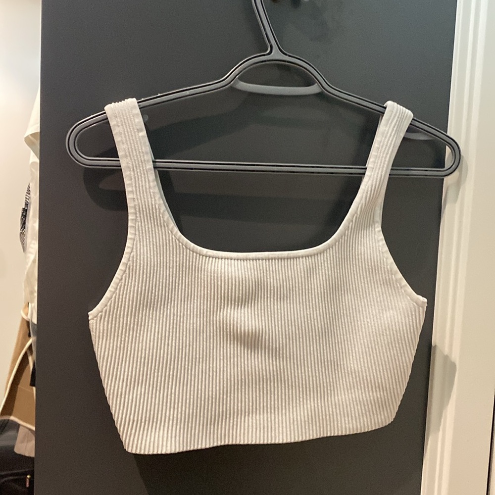 Aritzia Sculpt Knit Squareneck Cropped Tank